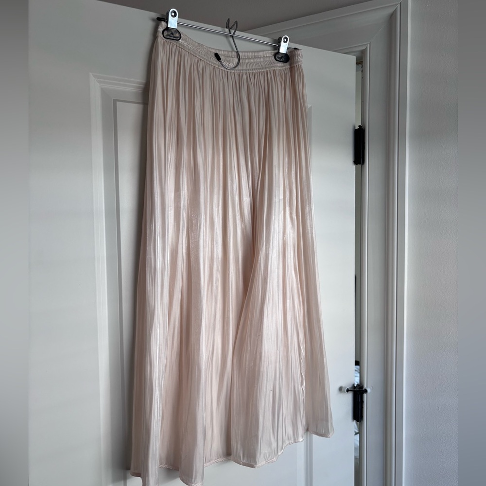 Shimmery Cream Pleated Midi Skirt